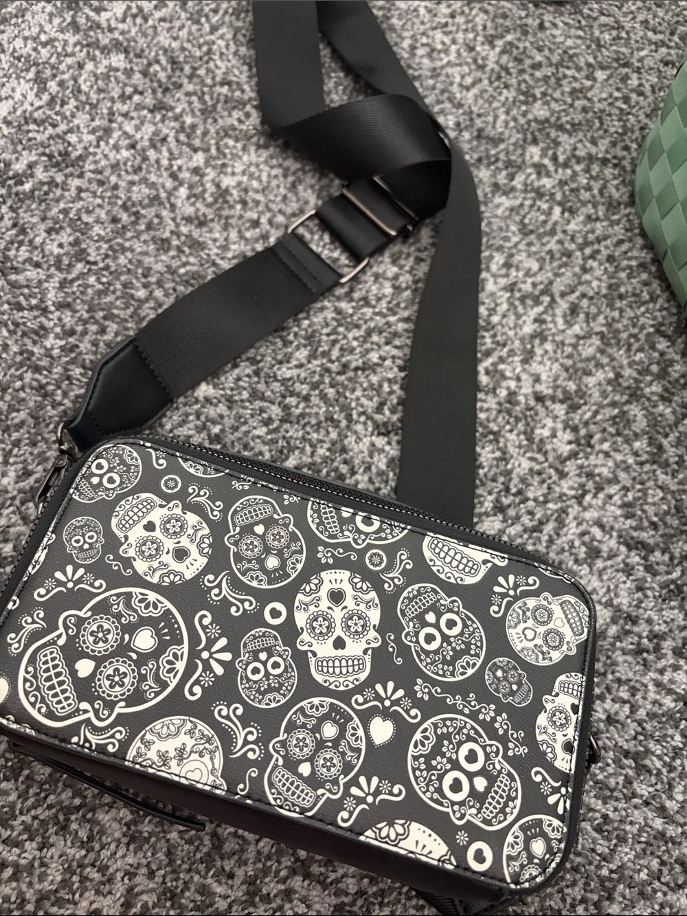 Like dreams Black Sugar Skull Crossbody Bag